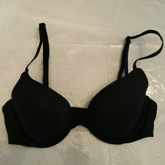Calvin Klein Other - Calvin Klein Black T-shirt Bra Size 32B